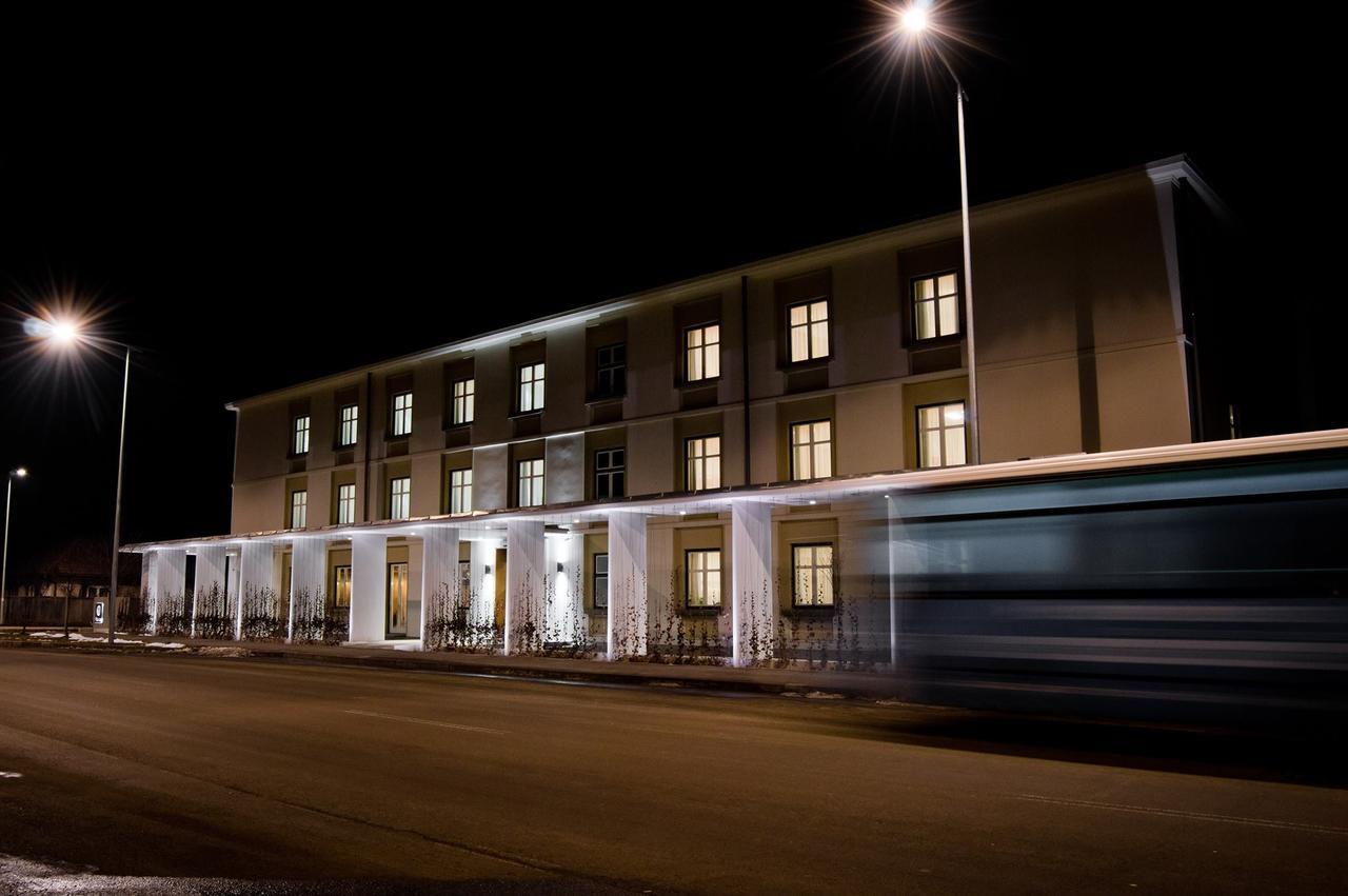 Fidelitas Hotel Сфынту-Георге Экстерьер фото