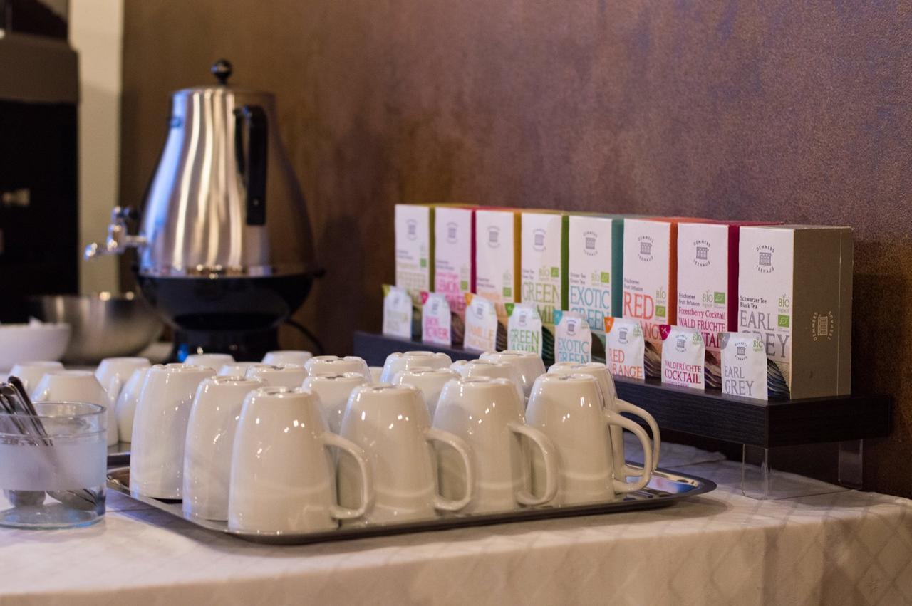 Fidelitas Hotel Сфынту-Георге Экстерьер фото
